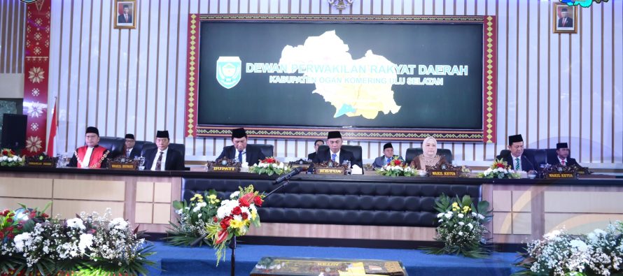 40 ANGGOTA DPRD KABUPATEN OKU SELATAN MASA JABATAN 2024-2029 DIAMBIL SUMPAH/JANJI OLEH KETUA PENGADILAN NEGERI BATURAJA, BUPATI OKU SELATAN SAMPAIKAN SAMBUTAN MENDAGRI TITO KARNAVIAN