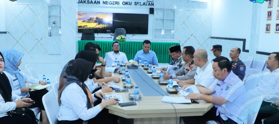 PEMKAB OKU SELATAN APRESIASI DAN DUKUNG PENUH PELAKSANAAN KEJUARAAN RENANG KAJARI OKU SELATAN CUP 2024