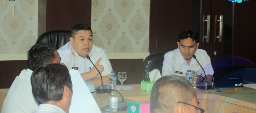 ASISTEN II PIMPIN RAPAT KOORDINASI PERCEPATAN PELAKSANAAN PEMBANGUNAN INFRASTRUKTUR TAHUN ANGGARAN 2024 DI KABUPATEN OKU SELATAN