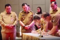 SEKDA OKU SELATAN LAKUKAN PENANDATANGANAN PERJANJIAN KERJA SAMA ANTARA PEMERINTAH SUMSEL DENGAN 17 KABUPATEN/KOTA SE-SUMSEL