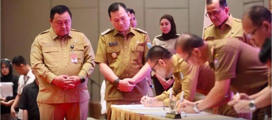 SEKDA OKU SELATAN LAKUKAN PENANDATANGANAN PERJANJIAN KERJA SAMA ANTARA PEMERINTAH SUMSEL DENGAN 17 KABUPATEN/KOTA SE-SUMSEL