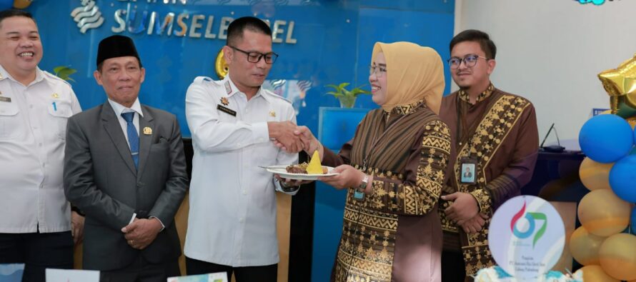 SEKDA KABUPATEN OKU SELATAN HADIRI CEREMONY HUT BANK SUMSEL BABEL CABANG MUARADUA KE 67 TAHUN.