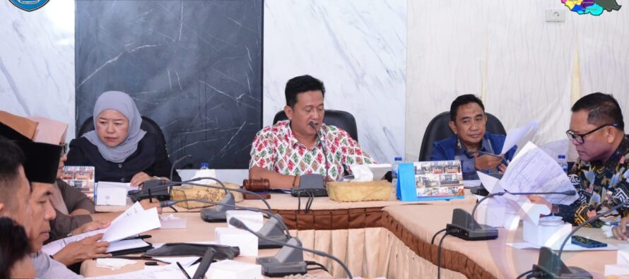 PEMDA DAN DPRD MUSYAWARAHKAN JADWAL RAPAT PARIPURNA, PEMBAHASAN RKUA, RPPAS, PROPEMPERDA, DAN RAPERDA TENTANG APBD KABUPATEN OKU SELATAN TAHUN ANGGARAN 2025