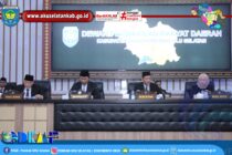 BUPATI OKU SELATAN SAMPAIKAN PIDATO PENGANTAR RANCANGAN APBD KABUPATEN OKU SELATAN TAHUN ANGGARAN 2025 DAN PROPEMPERDA KABUPATEN OKU SELATAN TAHUN 2025 SERTA RAPERDA KABUPATEN OKU SELATAN TAHUN 2024 PADA RAPAT PARIPURNA DPRD KABUPATEN OKU SELATAN
