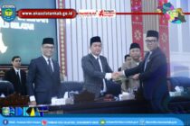 SEKDA OKU SELATAN HADIRI RAPAT PARIPURNA DPRD OKU SELATAN DENGAN AGENDA MENDENGARKAN PANDANGAN UMUM FRAKSI – FRAKSI DPRD OKU SELATAN.