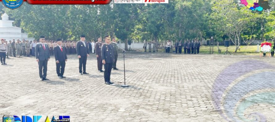 ZIARAH DAN TABUR BUNGA DI TMP BUAY RAWAN DALAM RANGKA PERINGATAN HARI PAHLAWAN NASIONAL TAHUN 2024