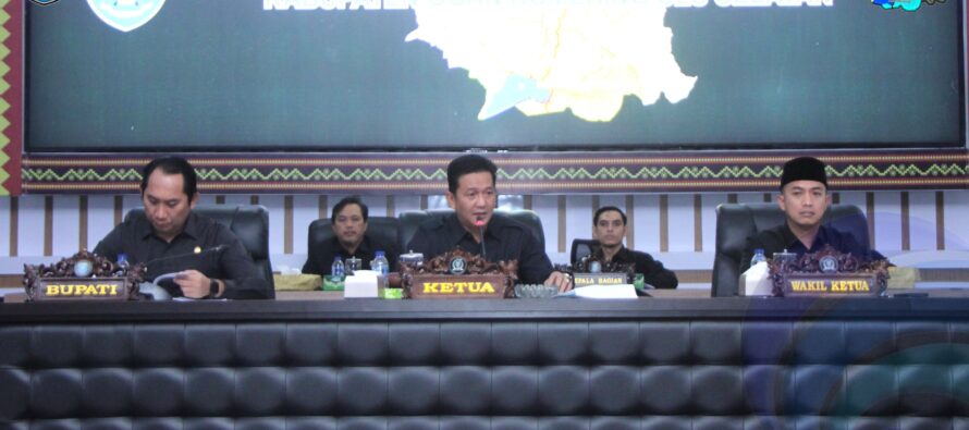 BUPATI OKU SELATAN SAMPAIKAN JAWABAN TERHADAP PANDANGAN UMUM 7 FRAKSI DALAM RANGKA MEMBAHAS DAN MENELITI RAPERDA TENTANG APBD TAHUN ANGGARAN 2025 DAN RANCANGAN PERATURAN DAERAH TENTANG PENYERTAAN MODAL PEMERINTAH DAERAH KEPADA BANK SUMSEL BABEL