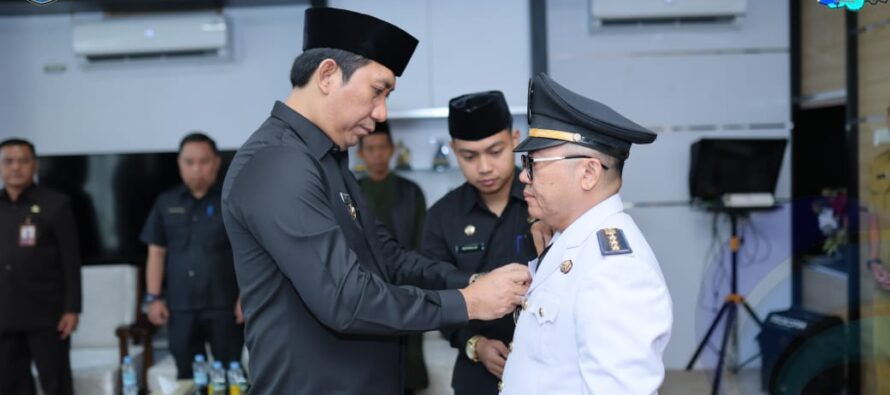 MILIKI WILAYAH KERJA YANG LUAS, BUPATI POPO ALI INGATKAN PEJABAT ADMINISTRATOR UNTUK PASTIKAN SEMUA PELAYANAN KEPADA MASYARAKAT BERJALAN BAIK
