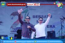 MERIAH, PEMKAB OKU SELATAN SUKSES HIBUR RIBUAN MASYARAKAT OKU SELATAN DENGAN PENAMPILAN BAND TIPE X YANG MEMUKAU