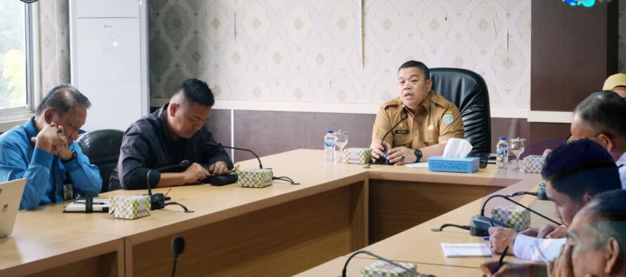 RAPAT KOORDINASI DALAM RANGKA MENINGKATKAN KINERJA TPID KABUPATEN OGAN KOMERING ULU SELATAN, SERTA EVALUASI KINERJA TAHUN 2024 DAN RENCANA KERJA TPID TAHUN 2025.