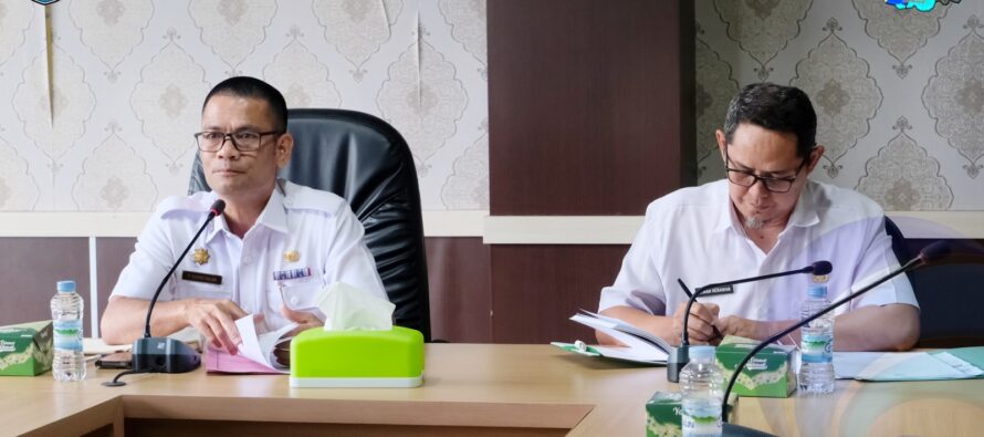 SEKDA PIMPIN RAPAT KOORDINASI HASIL PENILAIAN UNIT PENYELENGGARA PELAYANAN PUBLIK KABUPATEN OKU SELATAN TAHUN 2024