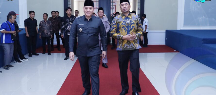 WAKIL BUPATI OKU SELATAN H. SHOLEHIEN ABUASIR HADIRI RAPAT PARIPURNA DPRD OKU SELATAN.