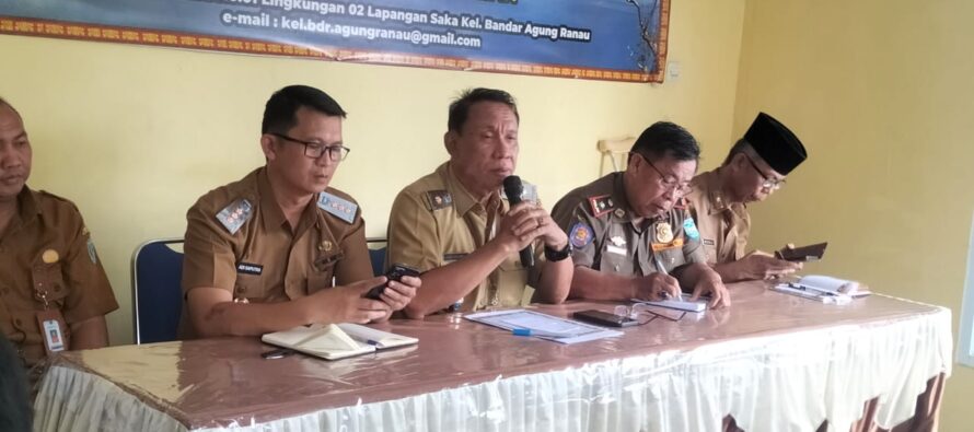 RAPAT KOORDINASI TERKAIT PENDIRIAN TOWER COMBAT TELEKOMUNIKASI DI LINGKUNGAN 2 KELURAHAN BANDAR AGUNG KECAMATAN BANDING AGUNG