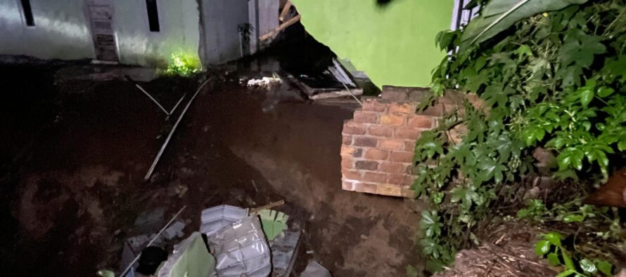 BUPATI OKU SELATAN IMBAU UNTUK SENANTIASA WASPADA DAN AJAK MASYARAKAT JAGA LINGKUNGAN DALAM UPAYA MENGHINDARI BENCANA ALAM.