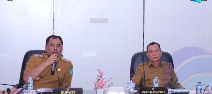 BUPATI OKU SELATAN PIMPIN RAPAT KERJA BERSAMA KEPALA ORGANISASI PERANGKAT DAERAH DALAM RANGKA MENINGKATKAN KINERJA DAN KOORDINASI ANTAR PERANGKAT DAERAH.