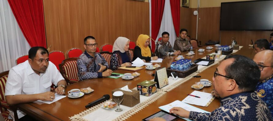 BUPATI OKU SELATAN LAKSANAKAN AUDIENSI DENGAN KEPALA PERPUSTAKAAN NASIONAL RI, DALAM UPAYA PENINGKATAN SARANA DAN PRASARANA DAN MENDORONG MINAT BACA DI KABUPATEN OKU SELATAN.