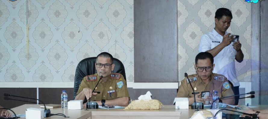 RAPAT PERSIAPAN UPACARA PERINGATAN HARI PENDIDIKAN NASIONAL TAHUN 2025 DENGAN TEMA “PARTISIPASI SEMESTA WUJUDKAN PENDIDIKAN BERMUTU UNTUK SEMUA”