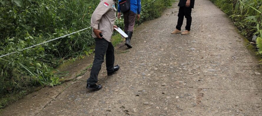 BUPATI OKU SELATAN IMBAU KEPADA SELURUH MASYARAKAT YANG MELINTAS DI WILAYAH JALAN AMBLAS/TANAH LONGSOR DI DESA TENANG KECAMATAN KISAM TINGGI.