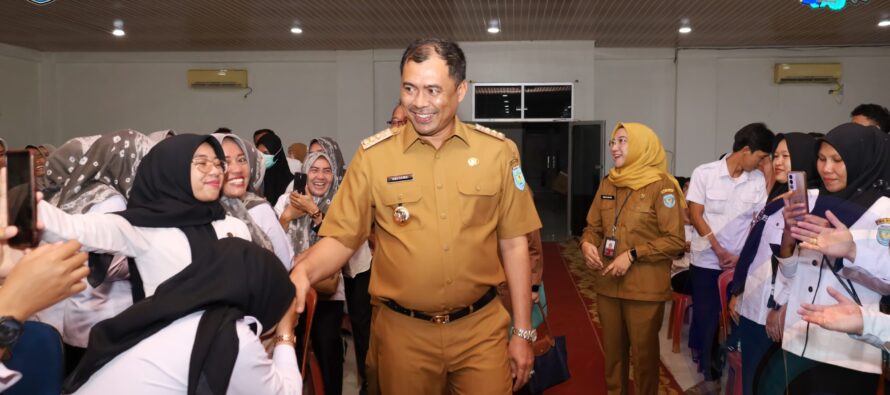 TINGKATKAN KUALITAS TENAGA KESEHATA, PEMKAB OKU SELATAN MELALUI DINAS KESEHATAN MENGGELAR KEGIATAN PEMBINAAN DAN PENGAWASAN PRAKTEK TENAGA KESEHATAN DI WILAYAH KABUPATEN OGAN KOMERING ULU SELATAN