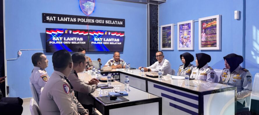 PEMKAB OKU SELATAN IKUTI ZOOM MEETING TENTANG RENCANA PENERTIBAN OVER DIMENSION AND OVER LOADING DI OKU SELATAN. 