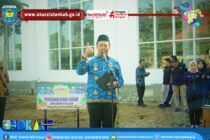 BUPATI DAN WAKIL BUPATI OKU SELATAN LAKSANAKAN PENYERAHAN TIGA HEWAN QURBAN DARI KORPRI OKU SELATAN KE PANITIA QURBAN DI MASJID AGUNG AL-MUHTADIN DESA BATU BELANG JAYA KECAMATAN MUARADUA