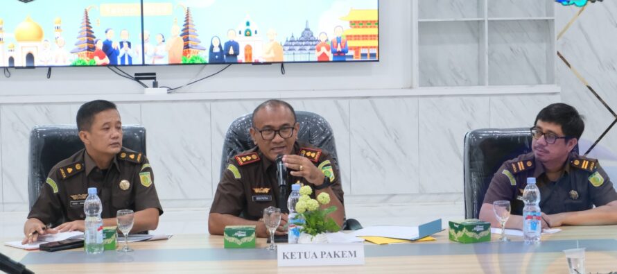 TINGKATKAN KERJASAMA DAN SINERGITAS DALAM MELAKUKAN DETEKSI DINI ALIRAN KEPERCAYAAN DAN ALIRAN KEAGAMAAN YANG DAPAT MENGGANGGU, KEJAKSAAN OKU SELATAN GELAR RAKOR PENGAWASAN ALIRAN KEPERCAYAAN MASYARAKAT (PAKEM)