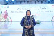 KETUA DEKRANASDA KABUPATEN OKU SELATAN YOHANA YUDA YANTI ABUSAMA, HADIRI PUNCAK HUT KE-45 DEKRANAS DI BALIKPAPAN KALIMANTAN TIMUR.