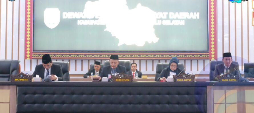 BUPATI ABUSAMA HADIRI RAPAT PARIPURNA DPRD KABUPATEN OKU SELATAN.