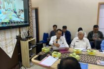 SEKDA HADIRI RAPAT KOORDINASI PERKEMBANGAN PEMBANGUNAN SATUAN PELAYANAN PEMENUHAN GIZI (SPPG) DI WILAYAH SUMSEL YANG DIGELAR DI COMMAND CENTER KANTOR GUBERNUR SUMSEL