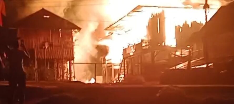 MUSIBAH KEBAKARAN KECAMATAN KISAM ILIR, BUPATI OKU SELATAN IMBAU MASYARAKAT UNTUK LEBIH WASPADA DAN SELALU BERHATI- HATI.