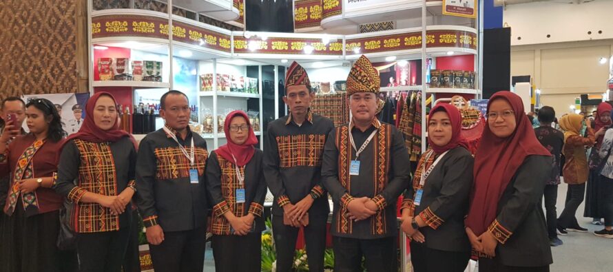 PAMERKAN PRODUK UMKM KHAS OKU SELATAN, PEMKAB OKU SELATAN IKUTI RANGKAIAN APKASI OTONOMI EXPO (AOE) 2025 YANG DIGELAR DI HALL INDONESIA CONVENTION EXHIBITION (ICE) TANGGERANG – BANTEN