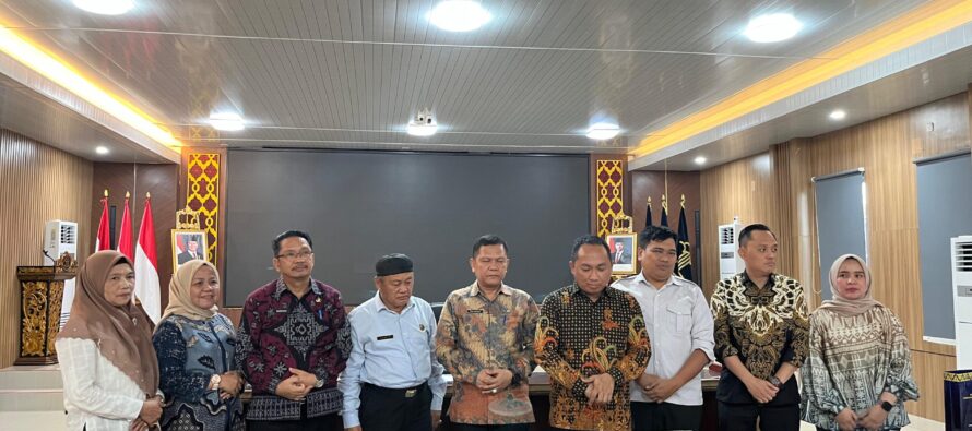 PEMKAB OKU SELATAN RAPAT HARMONISASI RANCANGAN PERATURAN BUPATI OKU SELATAN BERSAMA KEMENTERIAN HUKUM RI WILAYAH SUMSEL