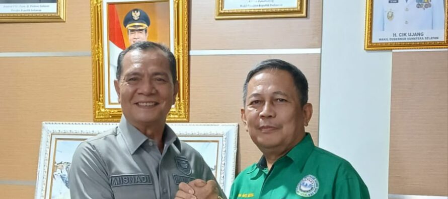 WAKIL BUPATI H MISNADI TERIMA KUNJUNGAN KETUA KOMISI KONSERVASI TKPSDA, TEGASKAN KOMITMEN OKU SELATAN MEMBANGUN DENGAN TETAP MEMPERTIMBANGKAN KEBERLANGSUNGAN SDA