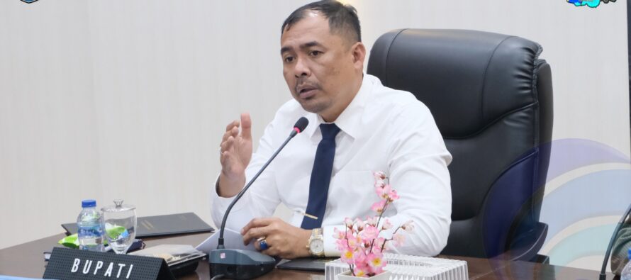 BUPATI ABUSAMA, SH., TERIMA AUDIENSI PENGURUS DAERAH FEDERASI SERIKAT PEKERJA PERTANIAN DAN PERKEBUNAN SERTA SERIKAT PEKERJA SELURUH INDONESIA