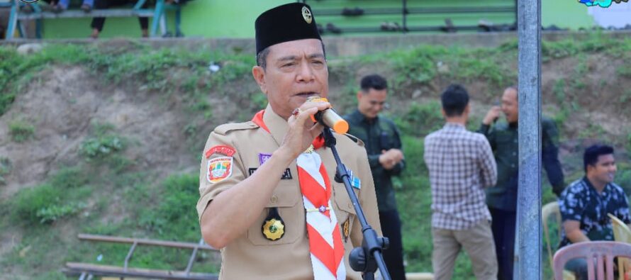 WAKIL BUPATI OKU SELATAN H. MISNADI MELEPAS KEBERANGKATAN KONTINGEN WORLD MUSLIM SCOUT JOMBORE