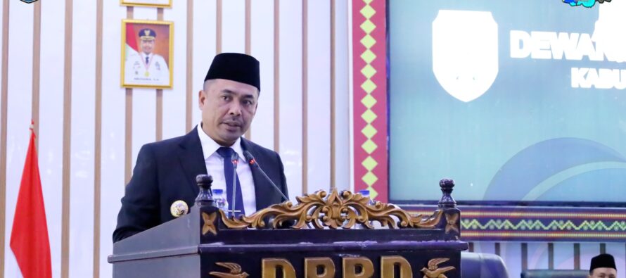 BUPATI OKU SELATAN SAMPAIKAN RAPERDA PERUBAHAN APBD 2025 PADA RAPAT PARIPURNA DPRD