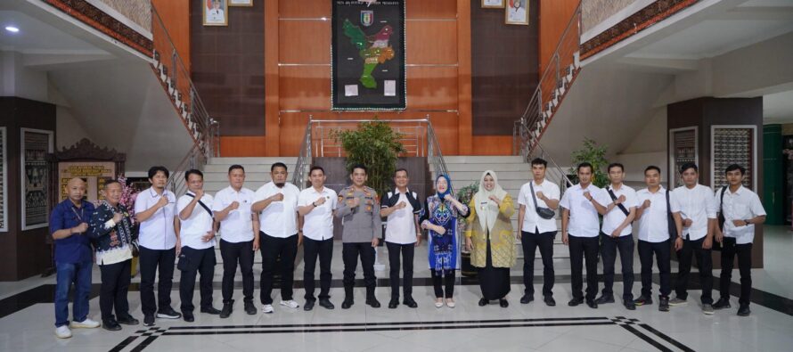 WAKIL BUPATI OKU SELATAN LAKUKAN AUDIENSI DENGAN PEMKAB PRINGSEWU, PERERAT SILATURAHMI DAN SINERGI PEMBANGUNAN