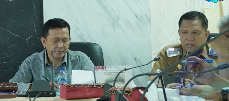 ASISTEN I HADIRI RAPAT BADAN MUSYAWARAH DPRD KABUPATEN OKU SELATAN BAHAS RKA-SKPD DAN RAPERDA APBD TAHUN ANGGARAN 2026