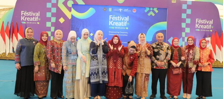 KETUA DEKRANASDA OKU SELATAN HADIRI FESTIVAL KREATIF SRIWIJAYA SUMATERA SELATAN DAN LAUNCHING WASTRA SUMSEL