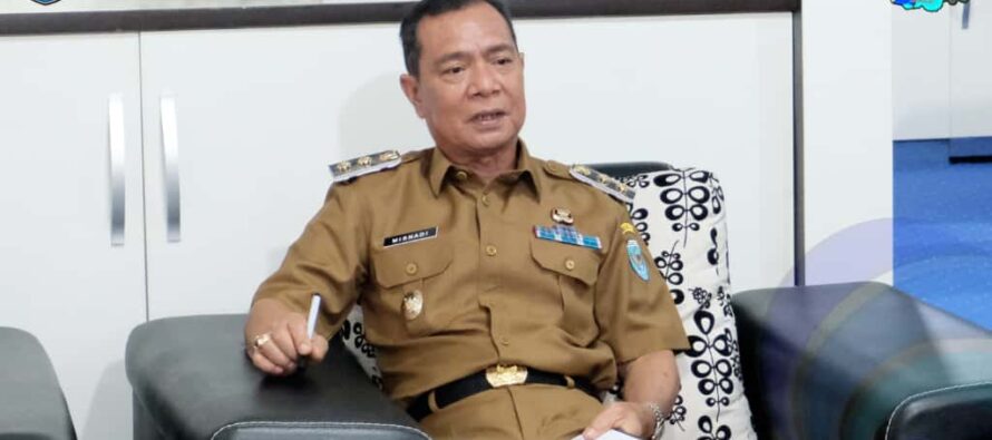 WAKIL BUPATI DRS H MISNADI PIMPIN RAKOR TERKAIT PENYALURAN BANTUAN UNTUK KORBAN BENCANA BANJIR BANDANG DI DESA TANJUNG HARAPAN