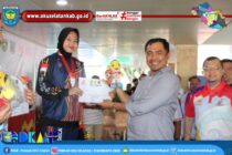 ATLET ANGKAT BESI MARTA LENA SUMBANG 3 EMAS PERTAMA UNTUK OKU SELATAN DI PORPROV XV SUMSEL 2025