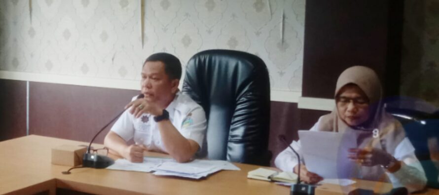 ASISTEN I PIMPIN RAPAT TINDAK LANJUT PERMOHONAN PERLINDUNGAN HUKUM DAN PENGEMBALIAN HAK PETANI PLASMA