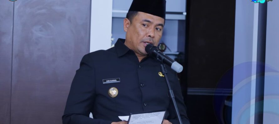 BUPATI ABUSAMA, SH., LANTIK PEJABAT ADMINISTRATOR DAN PENGAWAS DI LINGKUNGAN PEMKAB OKU SELATAN