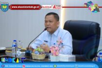 ASISTEN I PIMPIM RAPAT BEST PRACTICE KAMPUNG KELUARGA BERKUALITAS PADA KUNJUNGAN PEMBELAJARAN DINAS PPPA PPKB KABUPATEN OGAN ILIR KE KABUPATEN OKU SELATAN.