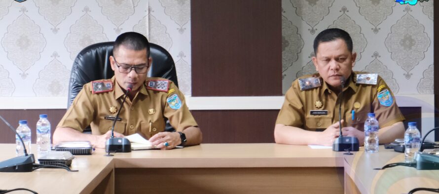 SEKDA OKU SELATAN PIMPIN RAPAT KERJA AWAL TAHUN 2026, TEKANKAN EVALUASI DAN PENINGKATAN KEDISIPLINAN