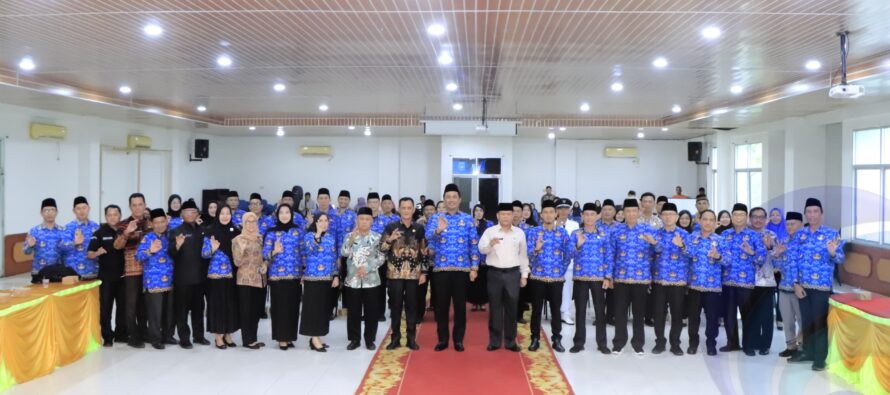 PELANTIKAN DAN PENGAMBILAN SUMPAH JABATAN  PEJABAT PIMPINAN TINGGI PRATAMA DAN PEJABAT PENGAWAS  DI LINGKUNGAN PEMERINTAH KABUPATEN OGAN KOMERING ULU SELATAN