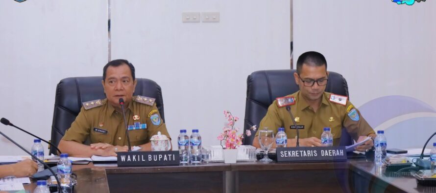 REPRESENTATIVE H. MISNADI LEADS THE INITIAL WORKING MEETING IN 2026 IN THE SOUTH OKU HEADQUARTERS.