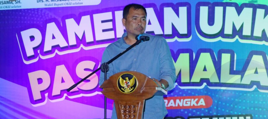 REGENT ABUSAMA OFFICIATES THE NIGHT MARKET AND EXHIBITION OF UMKM 22ND ANNIVERSARY OF OKU SOUTH, THOUSANDS OF CITIZENS PADATI TERMINAL MUARADUA