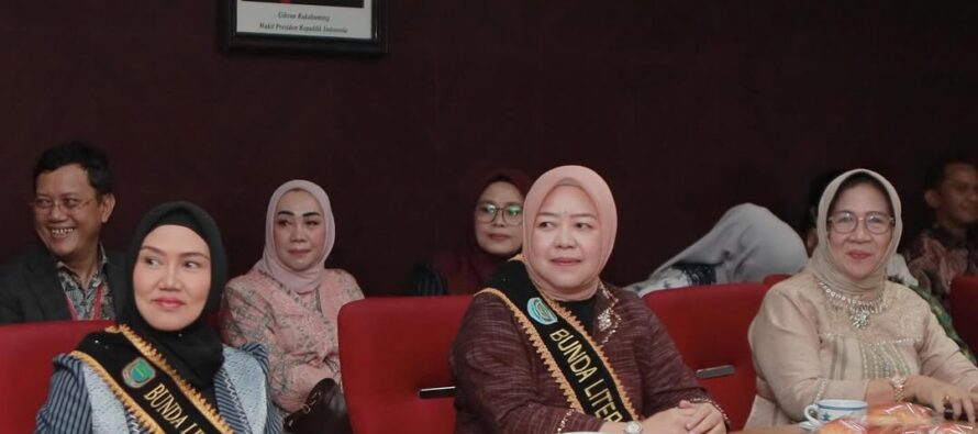 BUNDA LITERASI OKU SELATAN HADIRI AUDIENSI LITERASI SE-SUMATERA SELATAN DI PERPUSTAKAAN NASIONAL RI