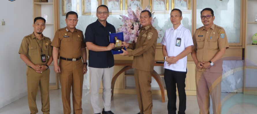 WAKIL BUPATI OKU SELATAN TERIMA AUDIENSI BPJS KETENAGAKERJAAN BAHAS TARGET 41 PERSEN UNIVERSAL COVERAGE JAMSOSTEK